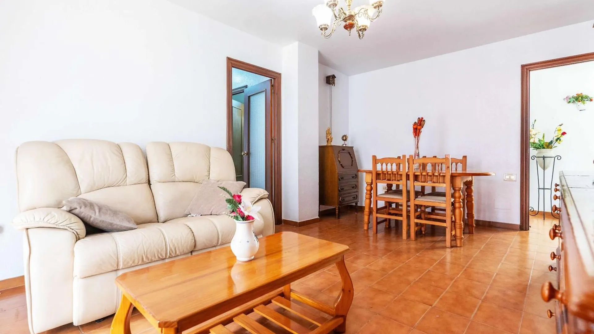 Amplio Apartamento A 250Mts De La Playa 6 Pax Apartment Almeria