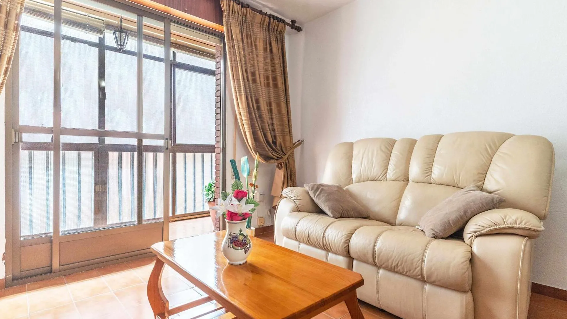 Amplio Apartamento A 250Mts De La Playa 6 Pax Apartment Almeria Spain